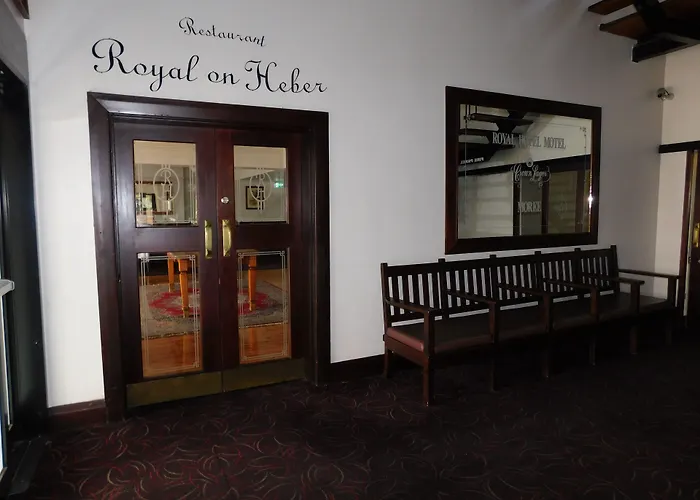 Royal Hotel-Motel