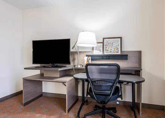 Fairfield Inn & Suites By Marriott St. Joseph Stevensville