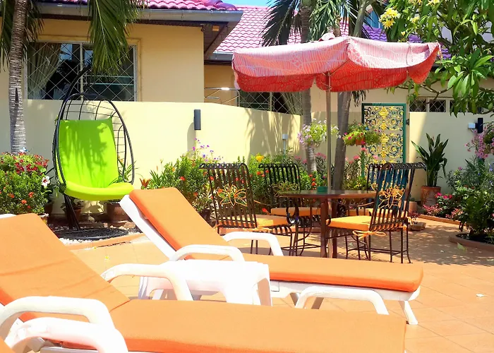 Butterfly Garden Boutique Residence: Luxury Apartments with Spa Baths