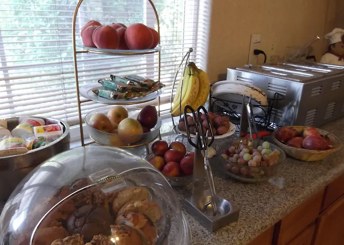 Garden Inn&Suites Fresno