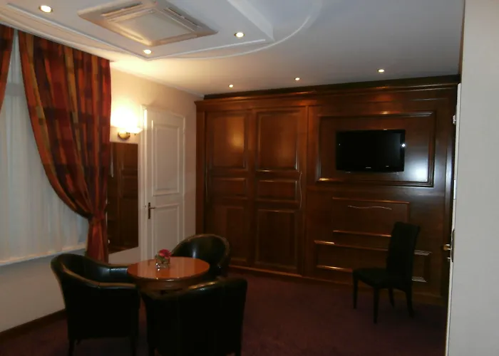 LOGIS Hôtel Borel
