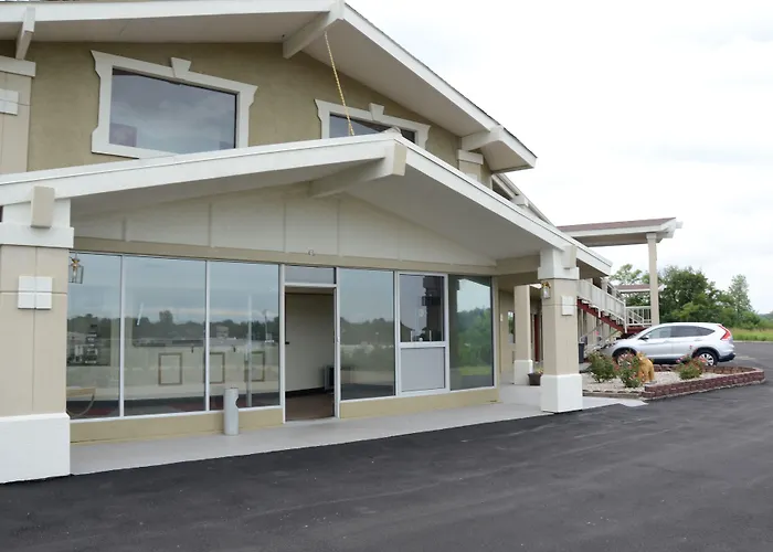 Big Spring Inn Madisonville