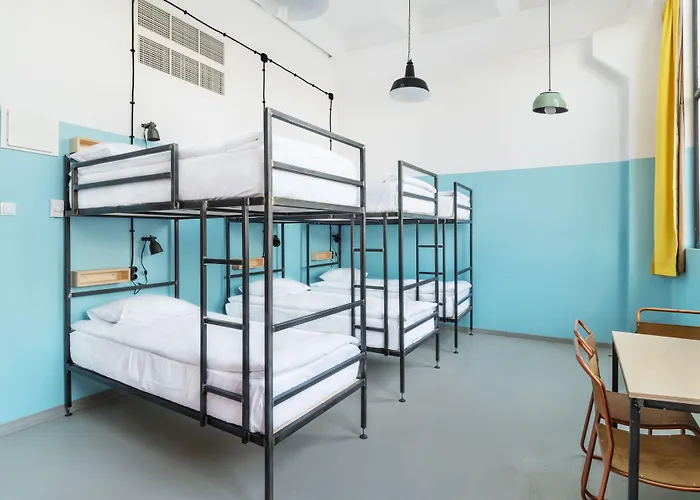 Fabrika Hostel & Suites