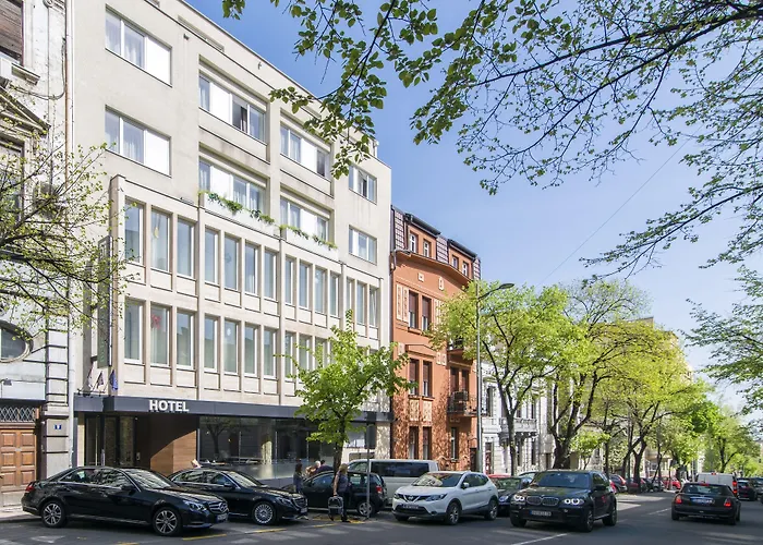 Belgrade Inn Garni Hotel