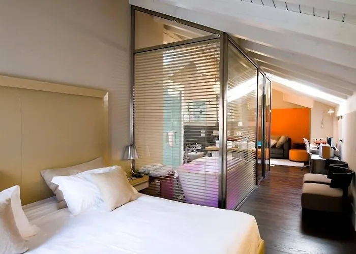Active Hotel