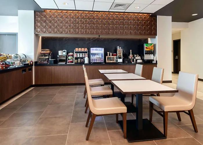 Wingate By Wyndham Altoona Downtown/Medical Center