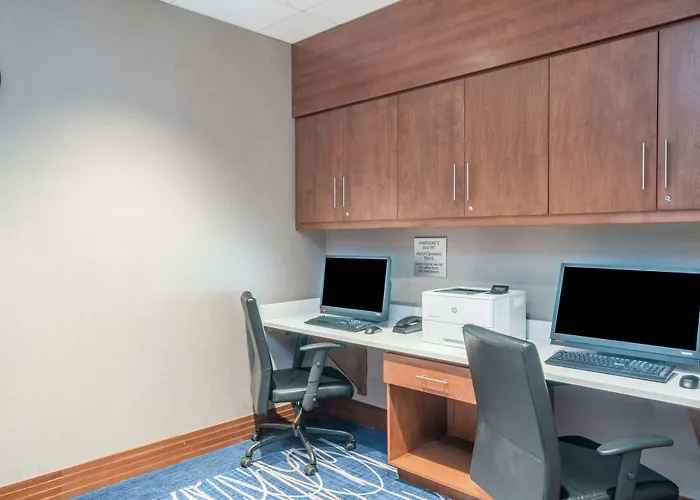 Hampton Inn & Suites Newburgh Stewart Airport, Ny
