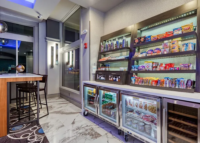 Holiday Inn Express Kansas City Downtown