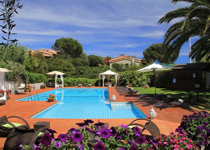 Albaruja Hotel