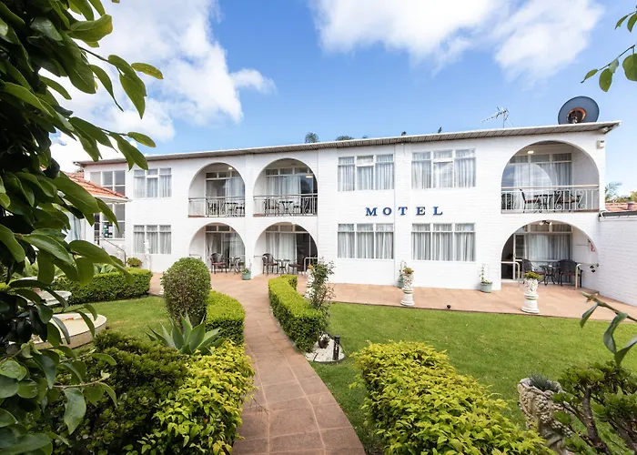 Aarangi Motel