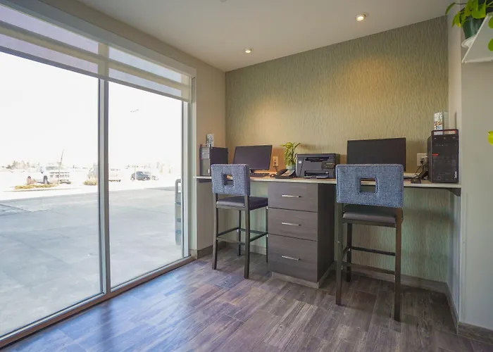 Fairfield Inn & Suites By Marriott Airdrie