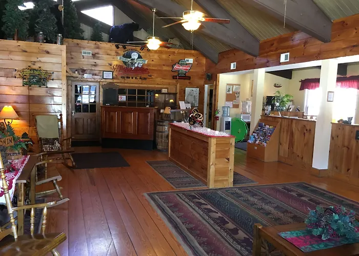 Smoky Falls Lodge