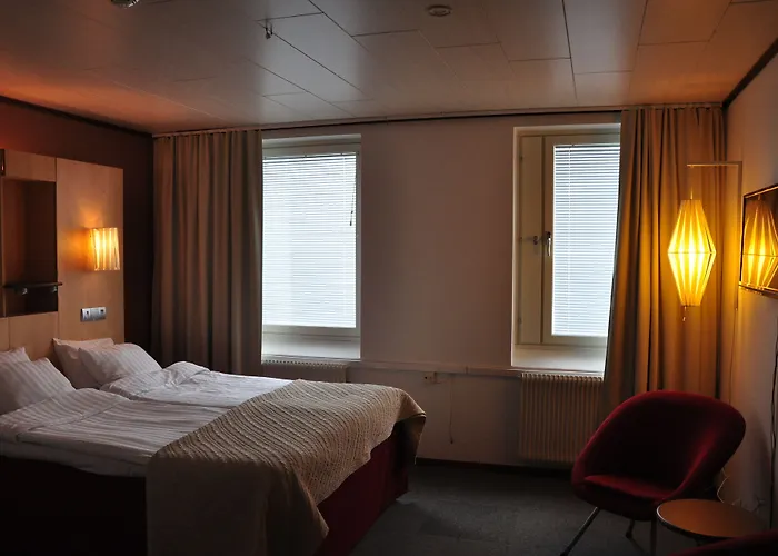 Strand City Hotel