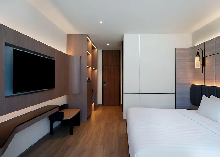 Panmanee Hotel-Newly Renovated