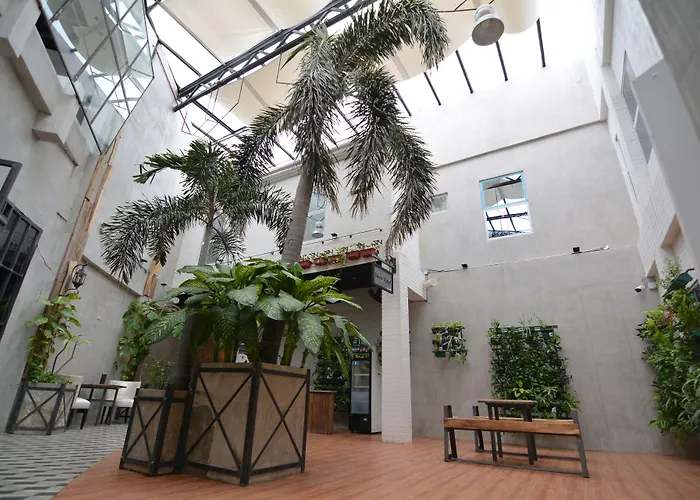 Viven Hotel