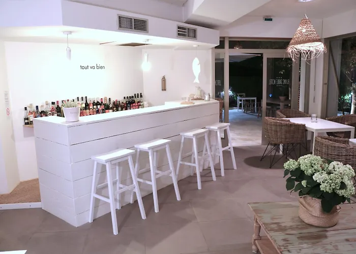 Blanc Sable Hotel