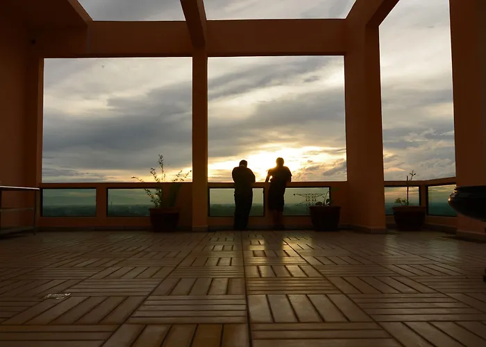 Crystal Lodge