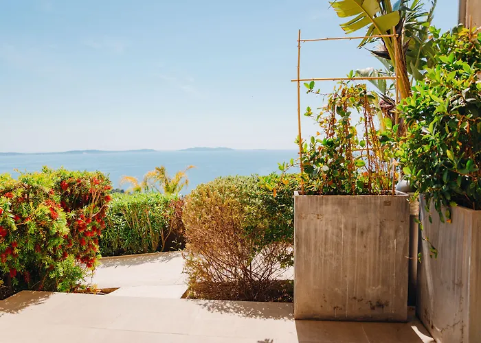 Hotel La Villa Douce