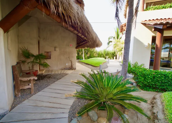 Las Palmas Luxury Villas