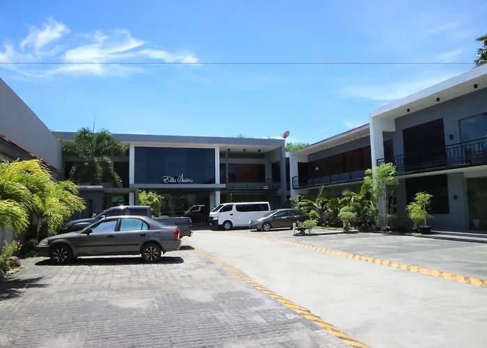 The Horizon Suites And Arcade