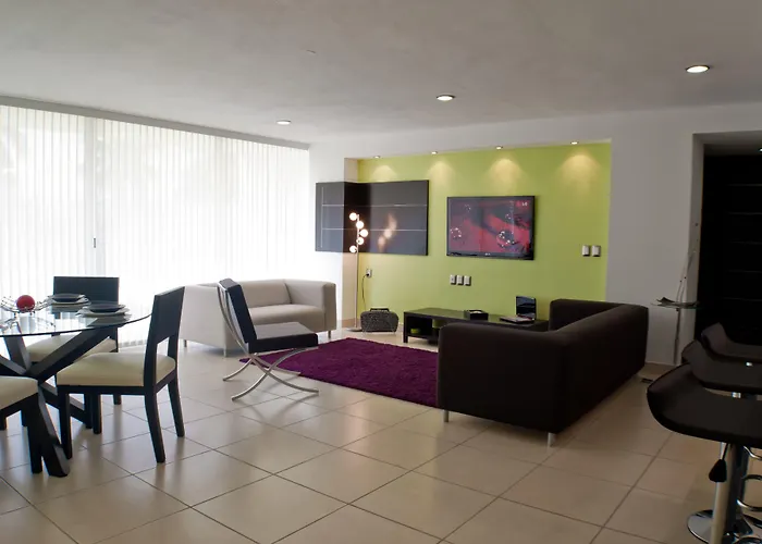 Ramada By Wyndham Acapulco Hotel & Suites