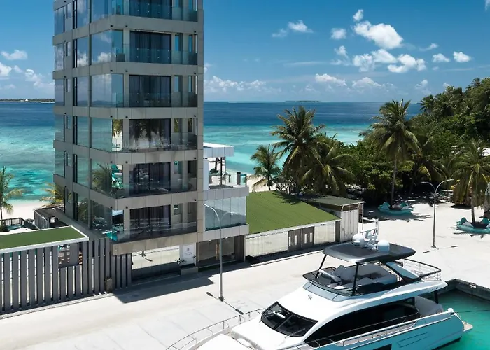 Swarn By Hawks Hotels Kamadhoo Baa Atoll