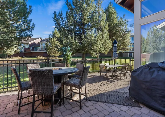 Aspen Retreat