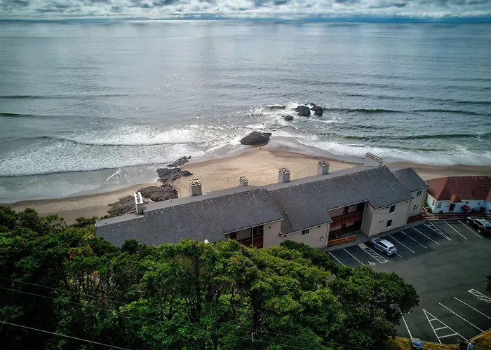 Ester Lee Oceanview Inn