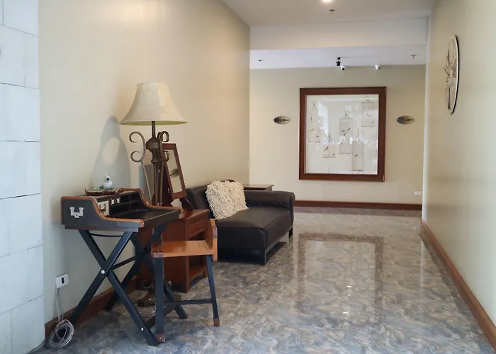 Paragon Hotel&Suites