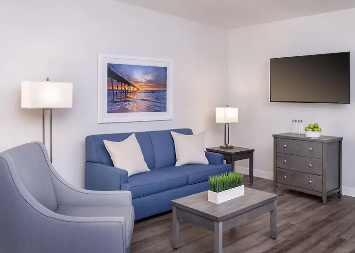 Beachfront Inn And Suites At Dana Point