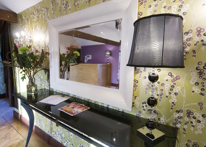 Hall Farm Hotel And Restaurant