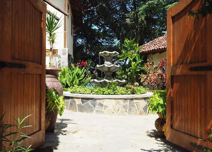 Sansara Surf Yoga & Resort