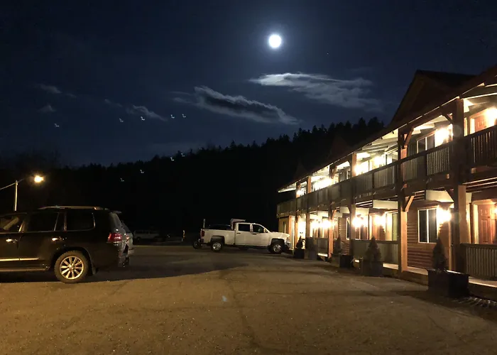 Moose Mountain Inn