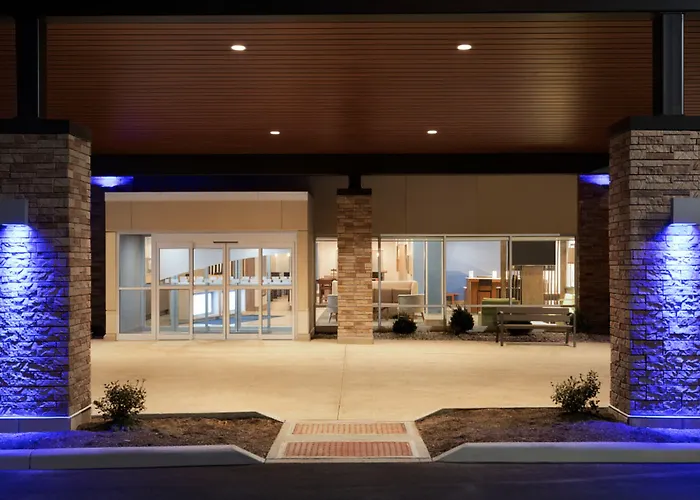 Holiday Inn Express & Suites - Cincinnati Ne - Red Bank Road By Ihg