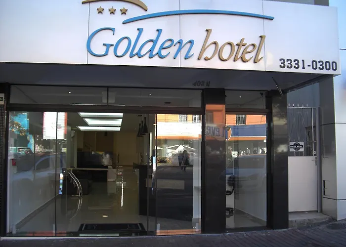 Golden Hotel - O Mais Central - Pet Friendly