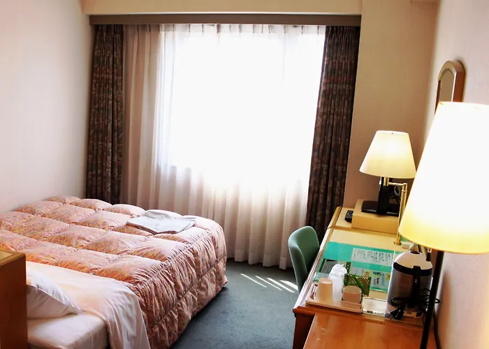 Hotel Palace Inn Toyota