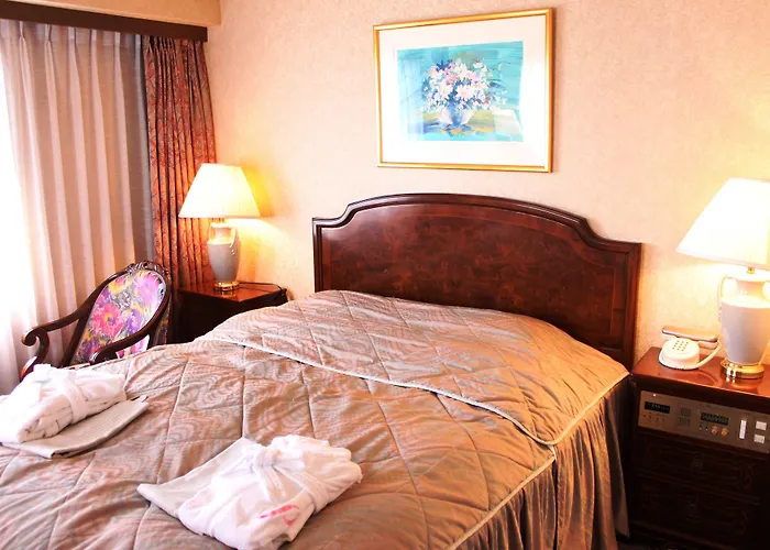 Hotel Palace Inn Toyota