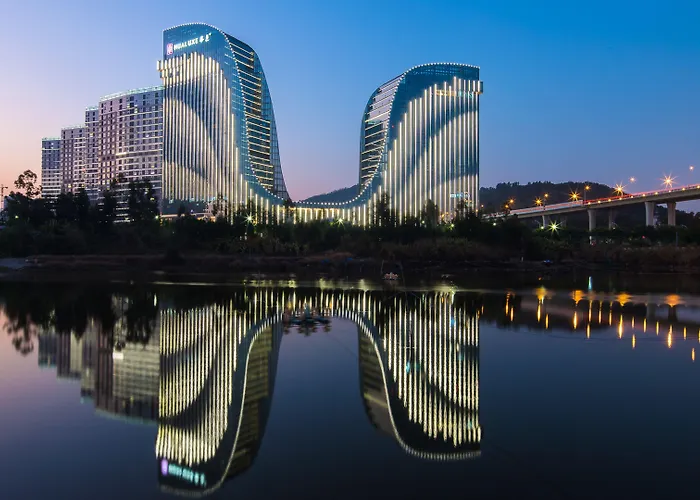 Hualuxe Xiamen Haicang Habour View