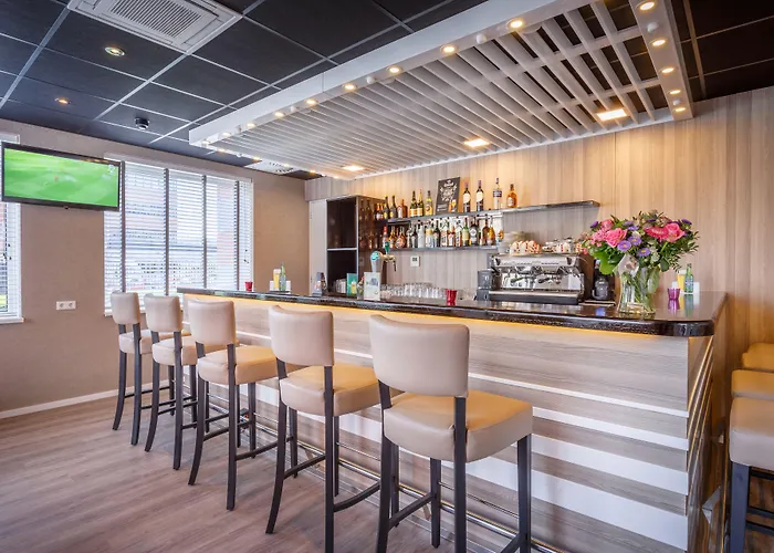 Joy Hotel