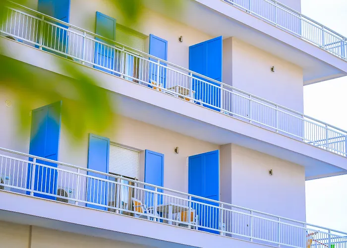 Dias Hotel
