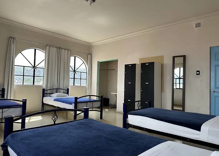 Hostal Andaina