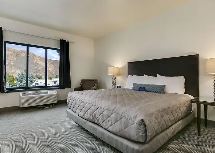 Silver Creek Hotel
