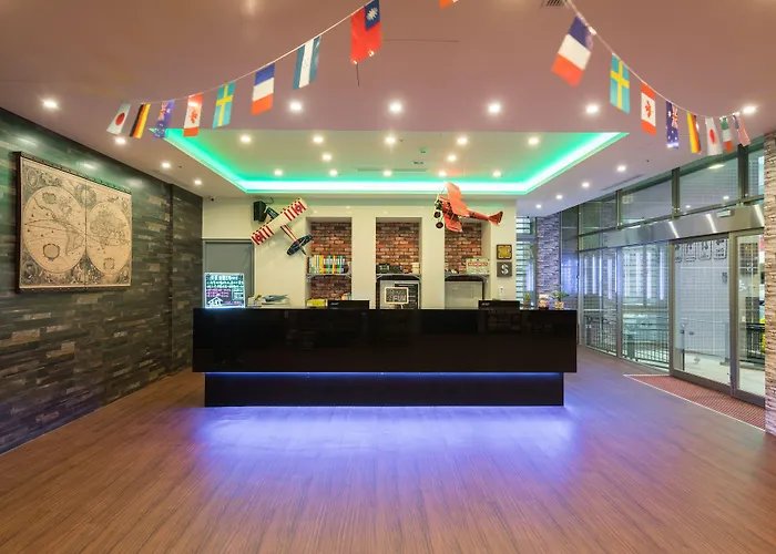 Skyone Hotel