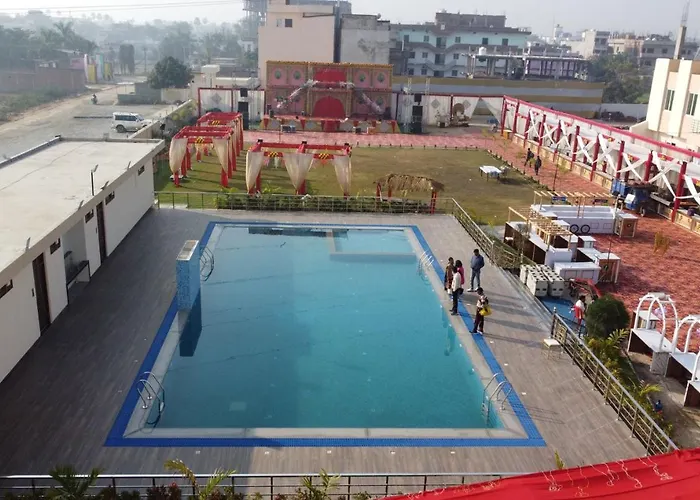Divine Hotel And Resorts