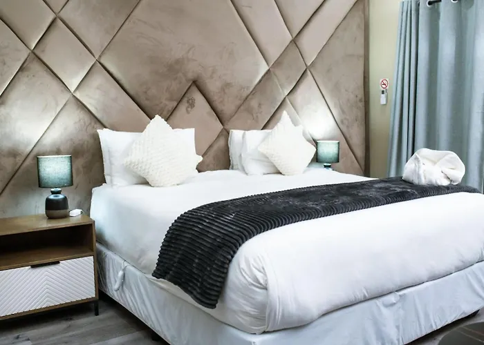 Apex Boutique Hotel