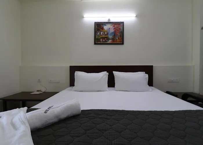 Hotel Paradise Inn