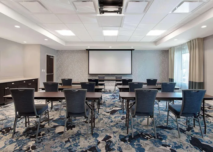Hampton Inn Livonia Detroit