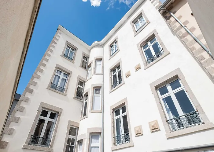Hotel De Paris, Hotel Particulier Du XIX