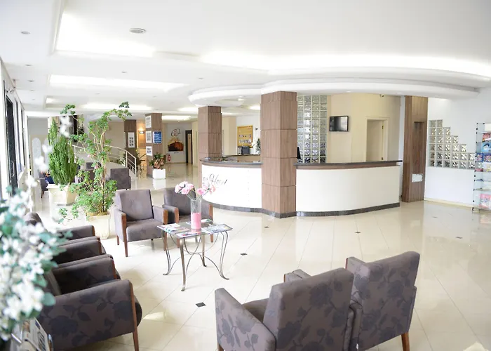 Hotel Center