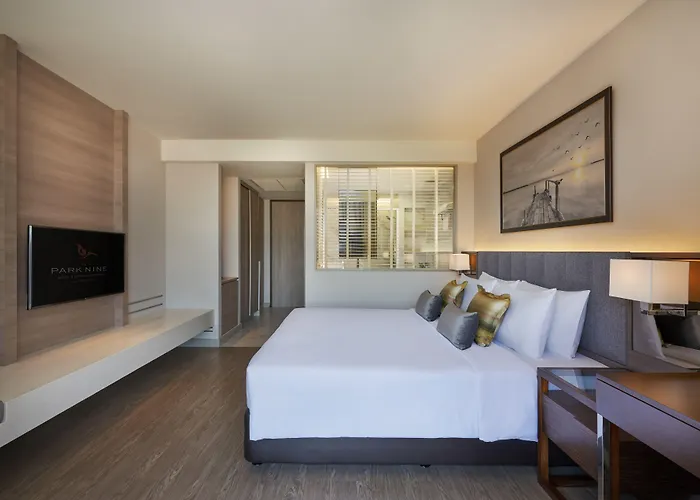 The Park Nine Hotel Suvarnabhumi - Free Bangkok Airport Shuttle